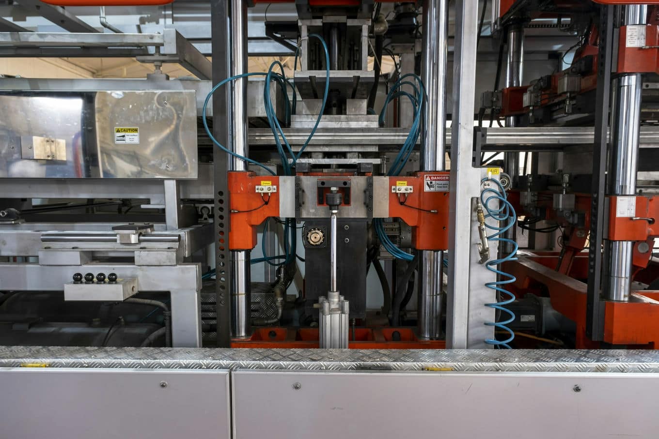 maszyna do termoformowania